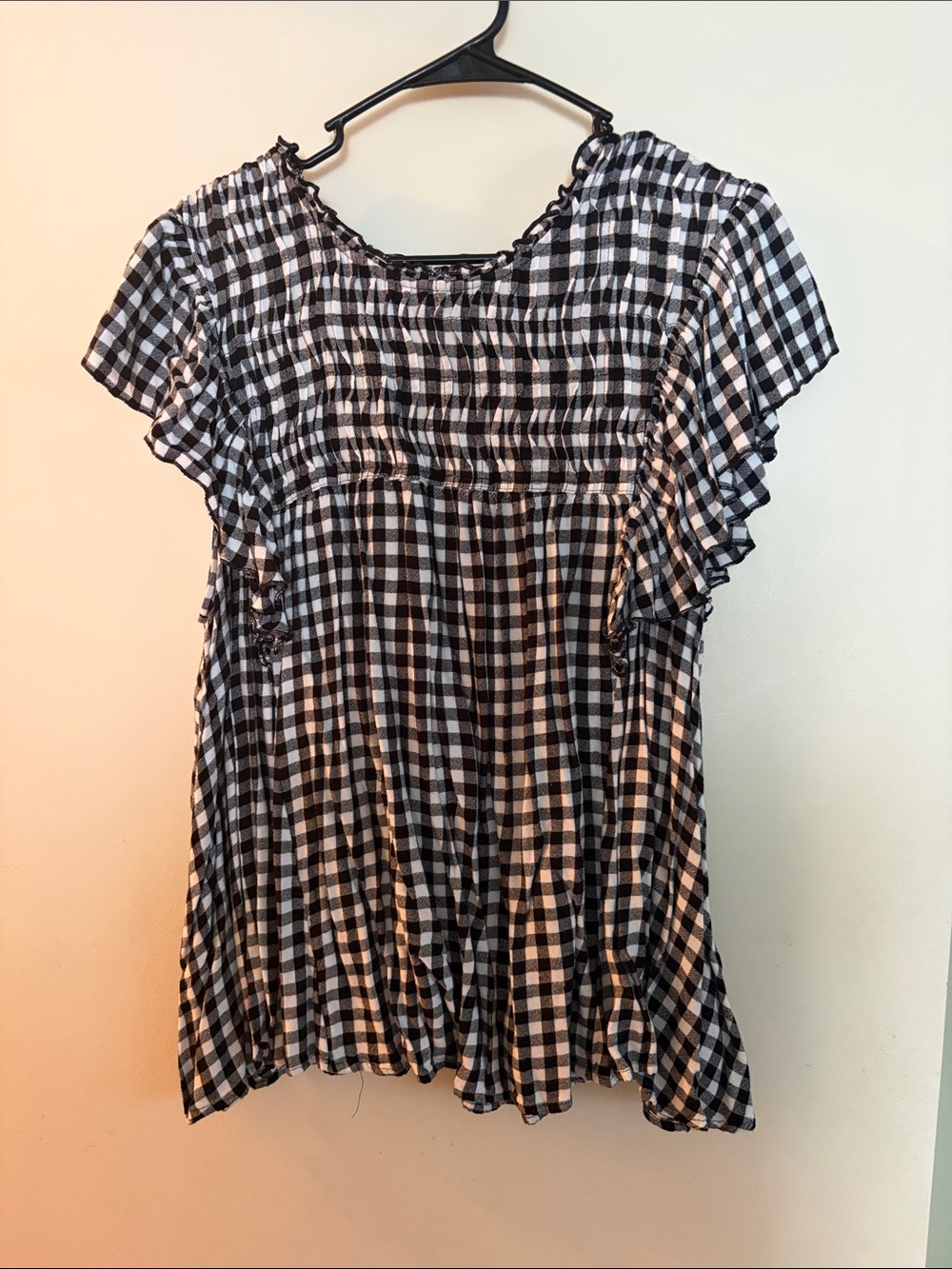 Time and Tru Black and White Gingham Ruffle Sleeve Smocked Top